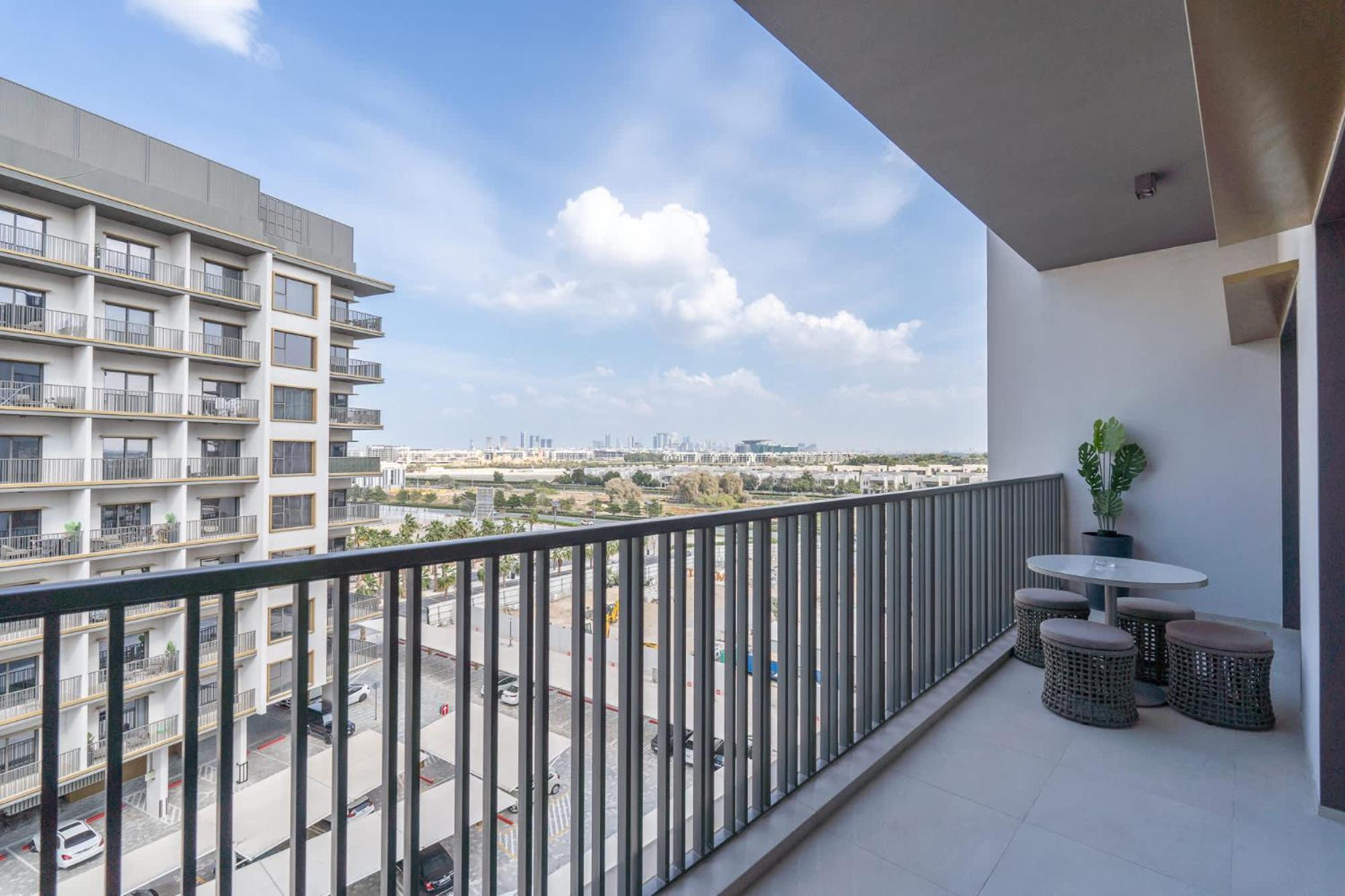 Apartment Peaceful 1 Bedroom In Mag 970 Dubai